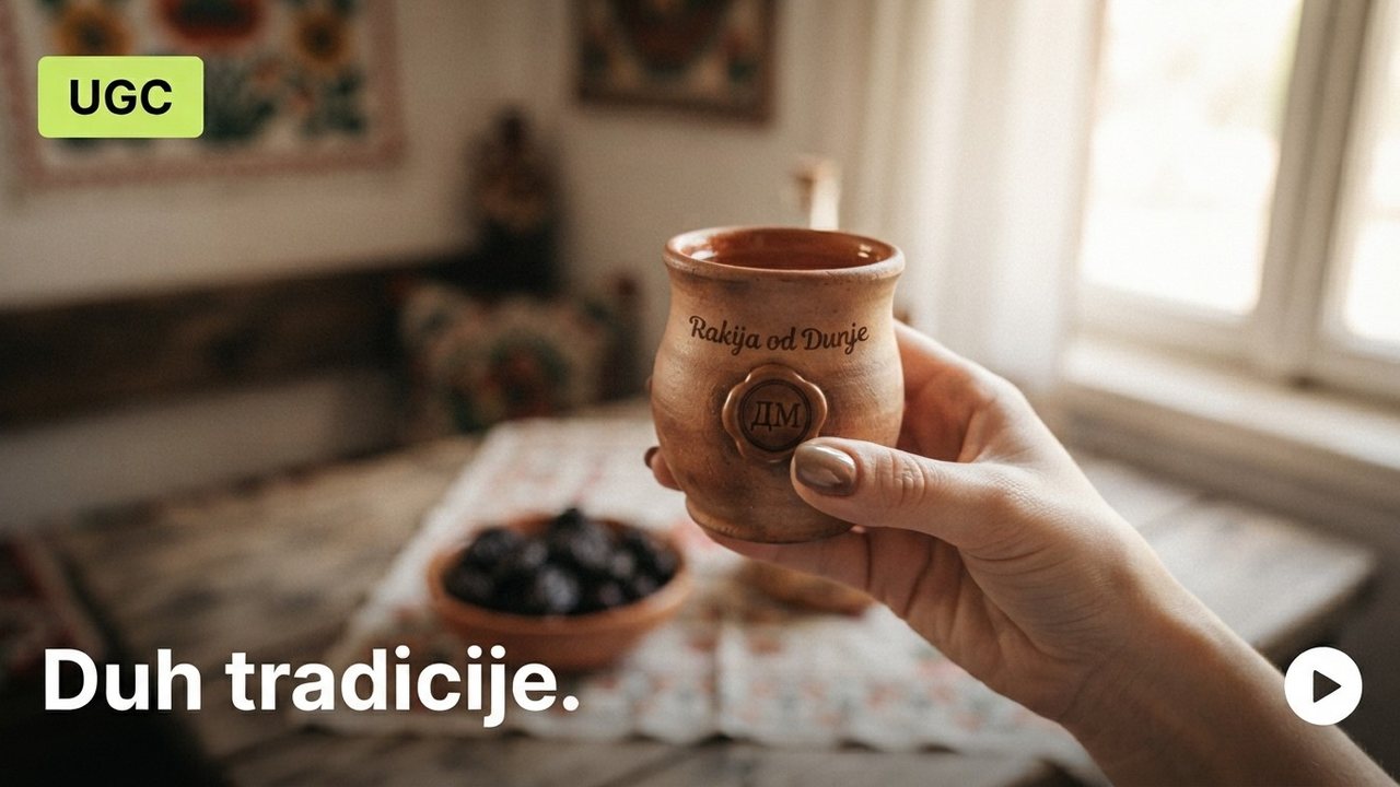 Glinena čašica rakije od dunje: Duh tradicije